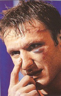 Хоккейное безумие. От Нагано до Ванкувера - i_020.jpg