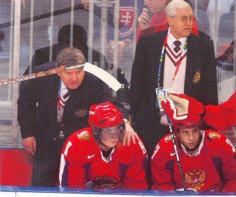 Хоккейное безумие. От Нагано до Ванкувера - i_039.jpg