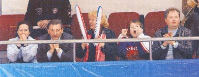 Хоккейное безумие. От Нагано до Ванкувера - i_047.jpg