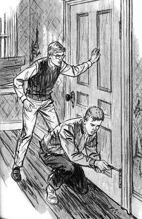 The Mystery of the Laughing Shadow - i_006.jpg