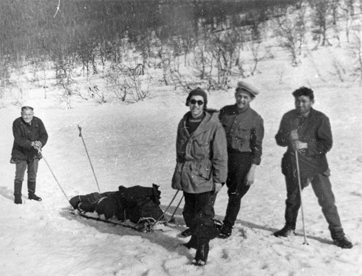 Смерть, идущая по следу… (интернет-версия) - Daytloffz_group_2_10_transport.jpg