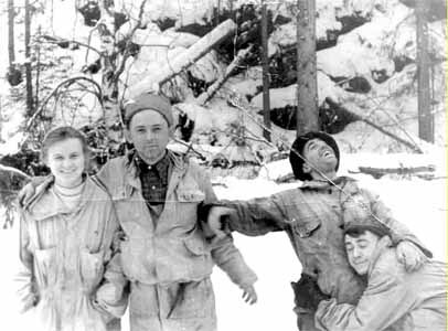 Смерть, идущая по следу… (интернет-версия) - Dyatloff_group_4.jpg