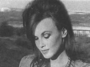 Душа как скрипка. Биография, стихи, воспоминания - i_061.jpg