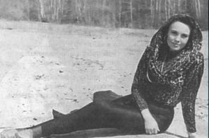 Душа как скрипка. Биография, стихи, воспоминания - i_087.jpg