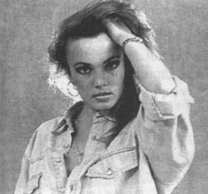 Душа как скрипка. Биография, стихи, воспоминания - i_088.jpg