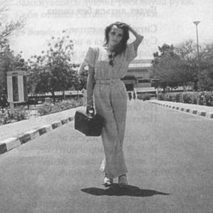 Душа как скрипка. Биография, стихи, воспоминания - i_093.jpg