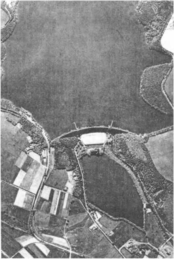 Бомбы сброшены! - i_027.jpg