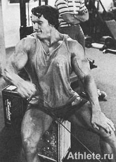 Новая энциклопедия бодибилдинга. Кн.3. Упражнения - _52.jpg