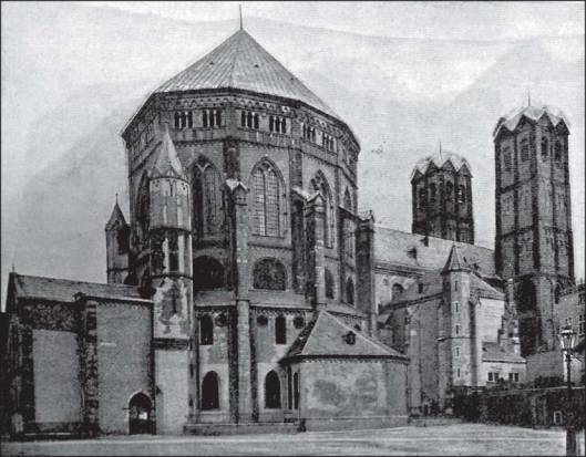 История искусства всех времен и народов. Том 2. Европейское искусство средних веков - i_214.jpg