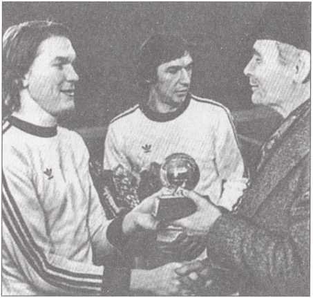 Тайны советского футбола - i_032.jpg