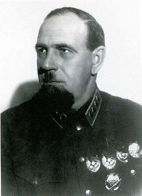 Павел Дыбенко. Пуля в затылок в конце коридора Павел Дыбенко. Пуля в затылок в конце коридора