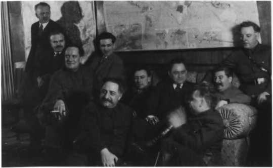 О команде Сталина - годы опасной жизни в советской политике