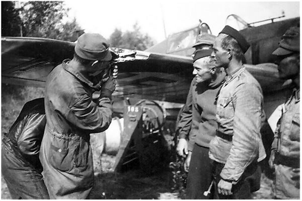 Небо вторжения. Горячее лето 1941 года Небо вторжения. Горячее лето 1941 года