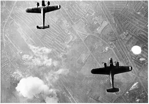 Небо вторжения. Горячее лето 1941 года Небо вторжения. Горячее лето 1941 года