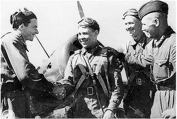 Небо вторжения. Горячее лето 1941 года Небо вторжения. Горячее лето 1941 года