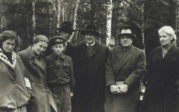 О том, что видел: Воспоминания. Письма - i_036.jpg