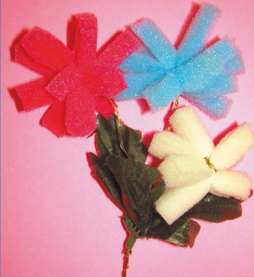 Работа с нетрадиционными материалами в детском саду. Поролон, ватные диски, ватные шарики, гофрированный картон - i_050.jpg