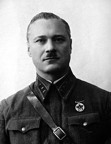 Их послал на смерть Жуков? Гибель армии генерала Ефремова - i_044.jpg