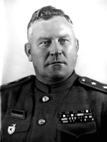 Их послал на смерть Жуков? Гибель армии генерала Ефремова - i_054.jpg