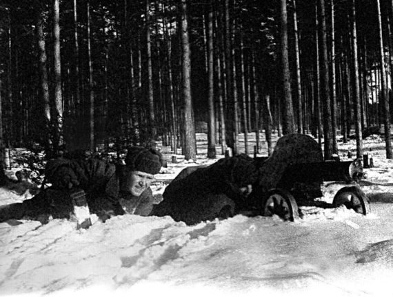 Их послал на смерть Жуков? Гибель армии генерала Ефремова - i_061.jpg