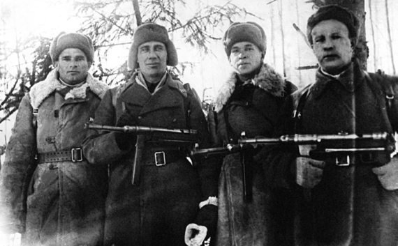 Их послал на смерть Жуков? Гибель армии генерала Ефремова - i_079.jpg