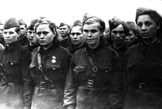 Их послал на смерть Жуков? Гибель армии генерала Ефремова - i_111.jpg