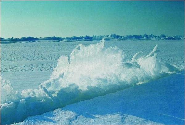 Полюс. Неутоленная жажда - i_026.jpg