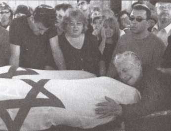 Террор на пороге - i_025.jpg