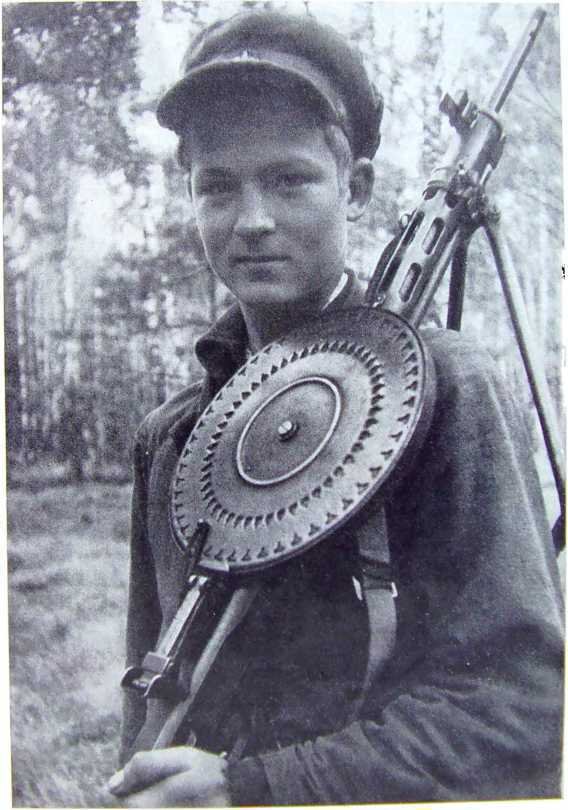 Орлята партизанских лесов - i_026.jpg