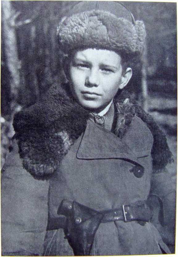 Орлята партизанских лесов - i_040.jpg