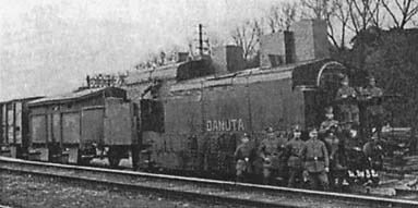 Крепости на колесах: История бронепоездов - i_057.jpg