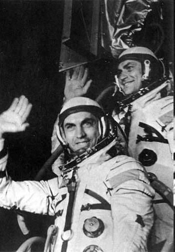 Родина крылья дала - img97B6.jpg