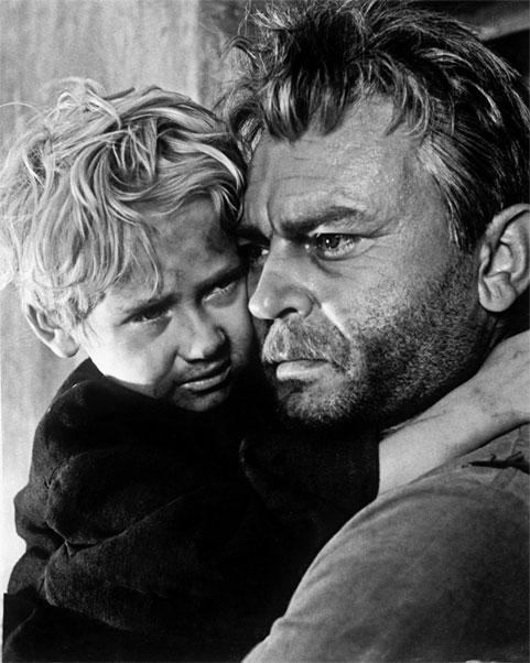 Противостояние «Утомленным солнцем». Кто и зачем ведет войну с фильмами Никиты Михалкова - _14.jpg