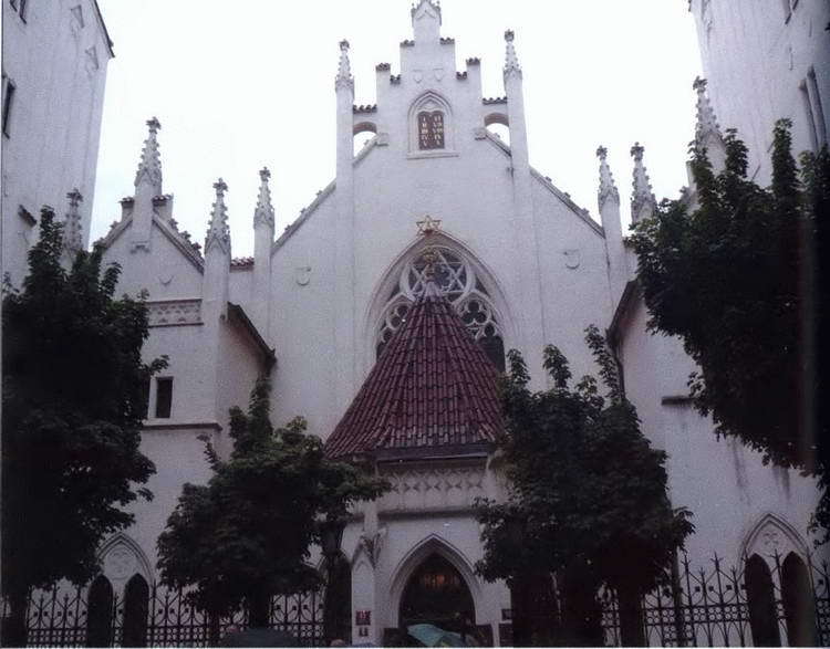 Прага: короли, алхимики, привидения и… пиво! - i_007.jpg