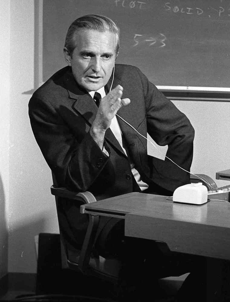 The Innovators: How a Group of Inventors, Hackers, Geniuses, and Geeks Created the Digital Revolution - _111.jpg