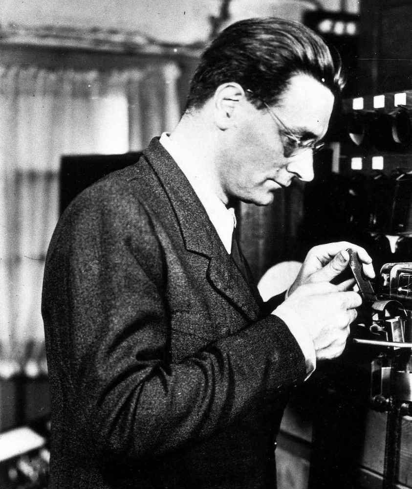 The Innovators: How a Group of Inventors, Hackers, Geniuses, and Geeks Created the Digital Revolution - _75.jpg