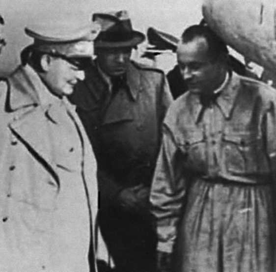 Все авиа-шедевры Мессершмитта. Взлет и падение Люфтваффе - i_077.jpg