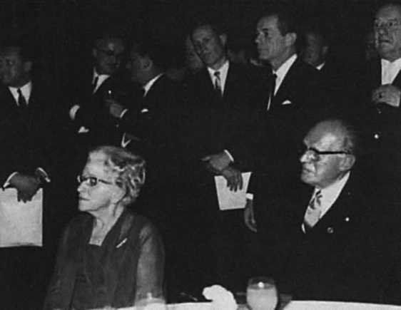 Все авиа-шедевры Мессершмитта. Взлет и падение Люфтваффе - i_100.jpg