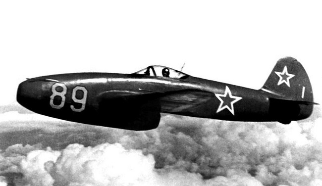 Реактивные первенцы СССР – МиГ-9, Як-15, Су-9, Ла-150, Ту-12, Ил-22  - i_034.jpg