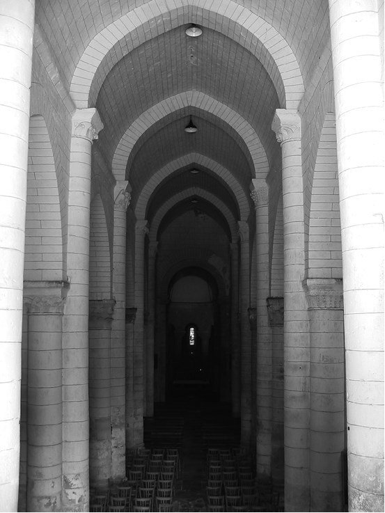 Церкви и всадники - i_038.jpg