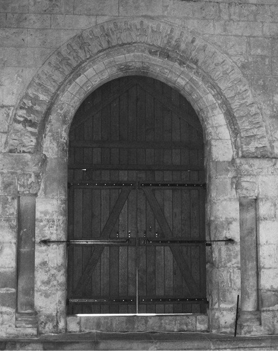 Церкви и всадники - i_043.jpg