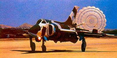 Штурмовики и истребители-бомбардировщики - pic_48.jpg