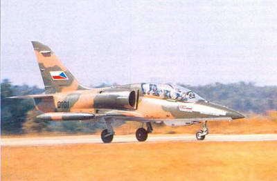 Штурмовики и истребители-бомбардировщики - pic_194.jpg