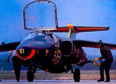 Штурмовики и истребители-бомбардировщики - pic_201.jpg