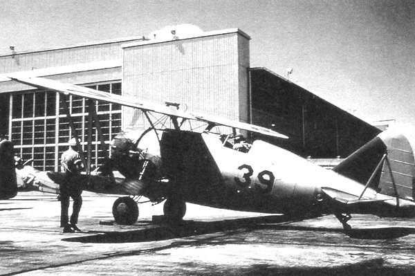 Палубный истребитель Грумман F4F «Уайлдкэт» - i_009.jpg
