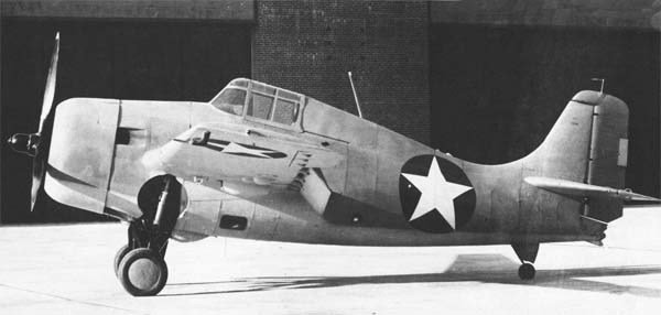 Палубный истребитель Грумман F4F «Уайлдкэт» - i_039.jpg