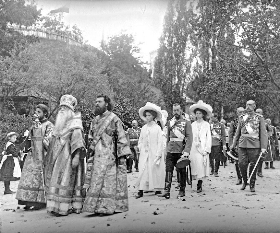 Дневники княжон Романовых. Загубленные жизни - i_029.jpg