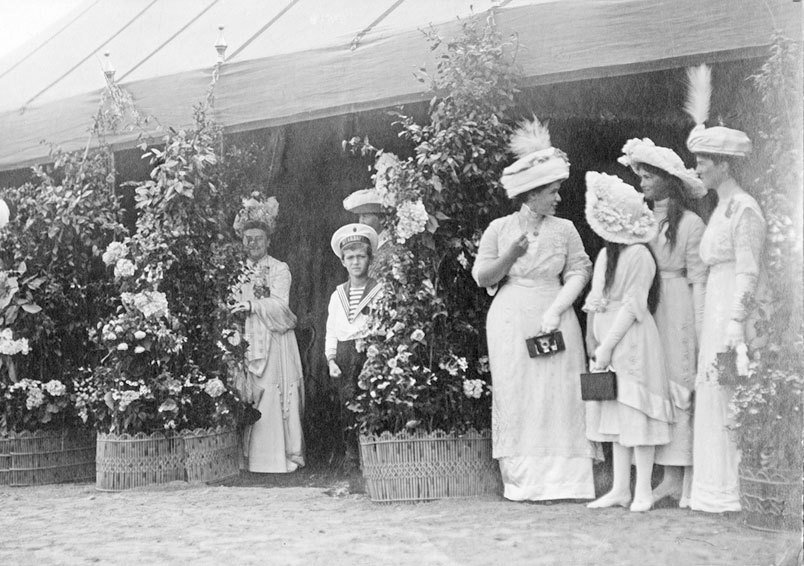 Дневники княжон Романовых. Загубленные жизни - i_031.jpg