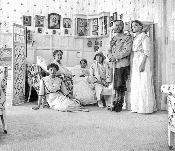 Дневники княжон Романовых. Загубленные жизни - i_035.jpg