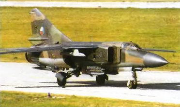 Энциклопедия современной военной авиации 1945 – 2002 ч 3 Фотоколлекция - pic_19.jpg